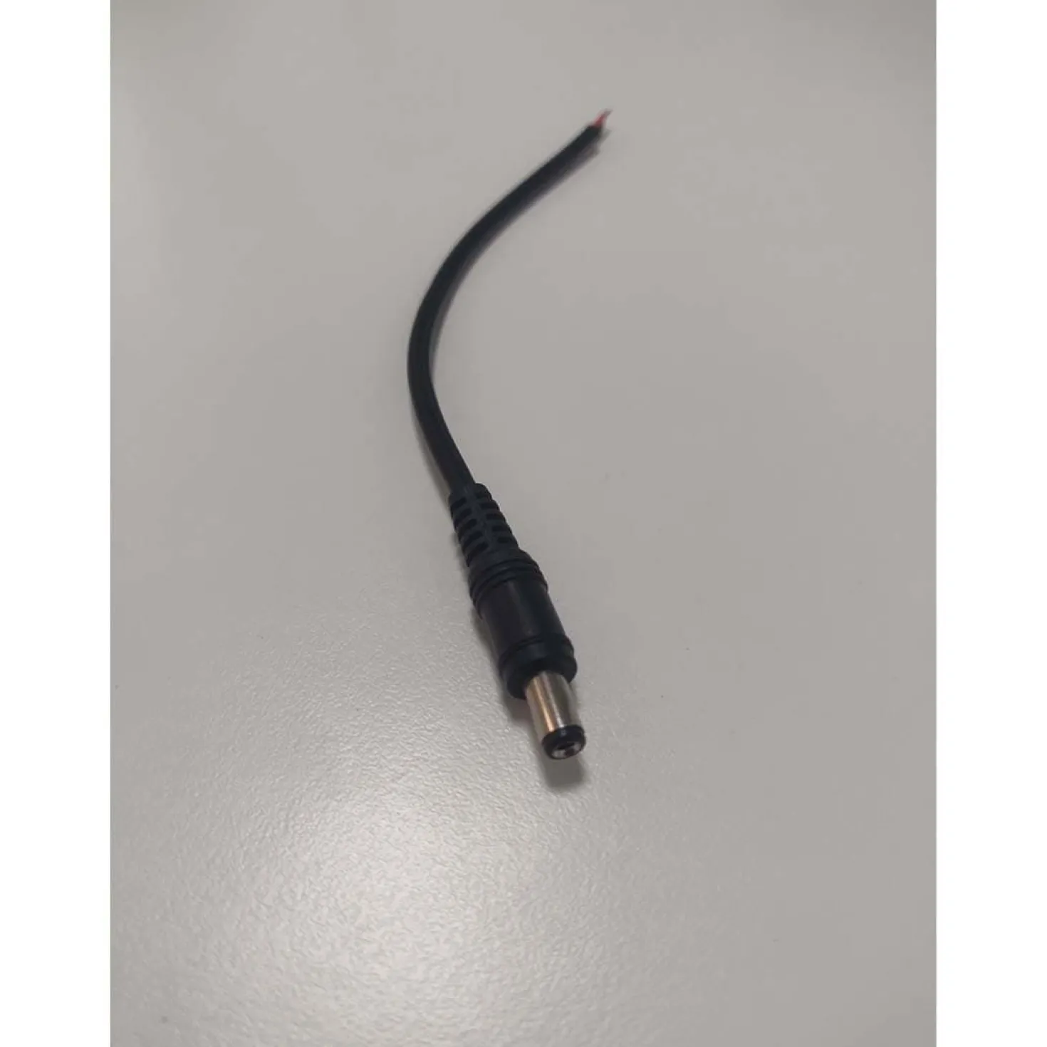 COB LED Strip Sæt | 6m | 3000K | Zigbee | 9W/m | 8mm | Inkl. Controller og Fjernbetjening