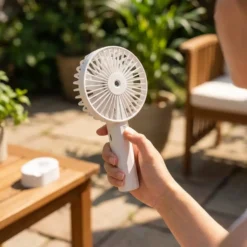 Håndholdt Ventilator | Genopladelig via USB-C | Støjsvag | Hvid
