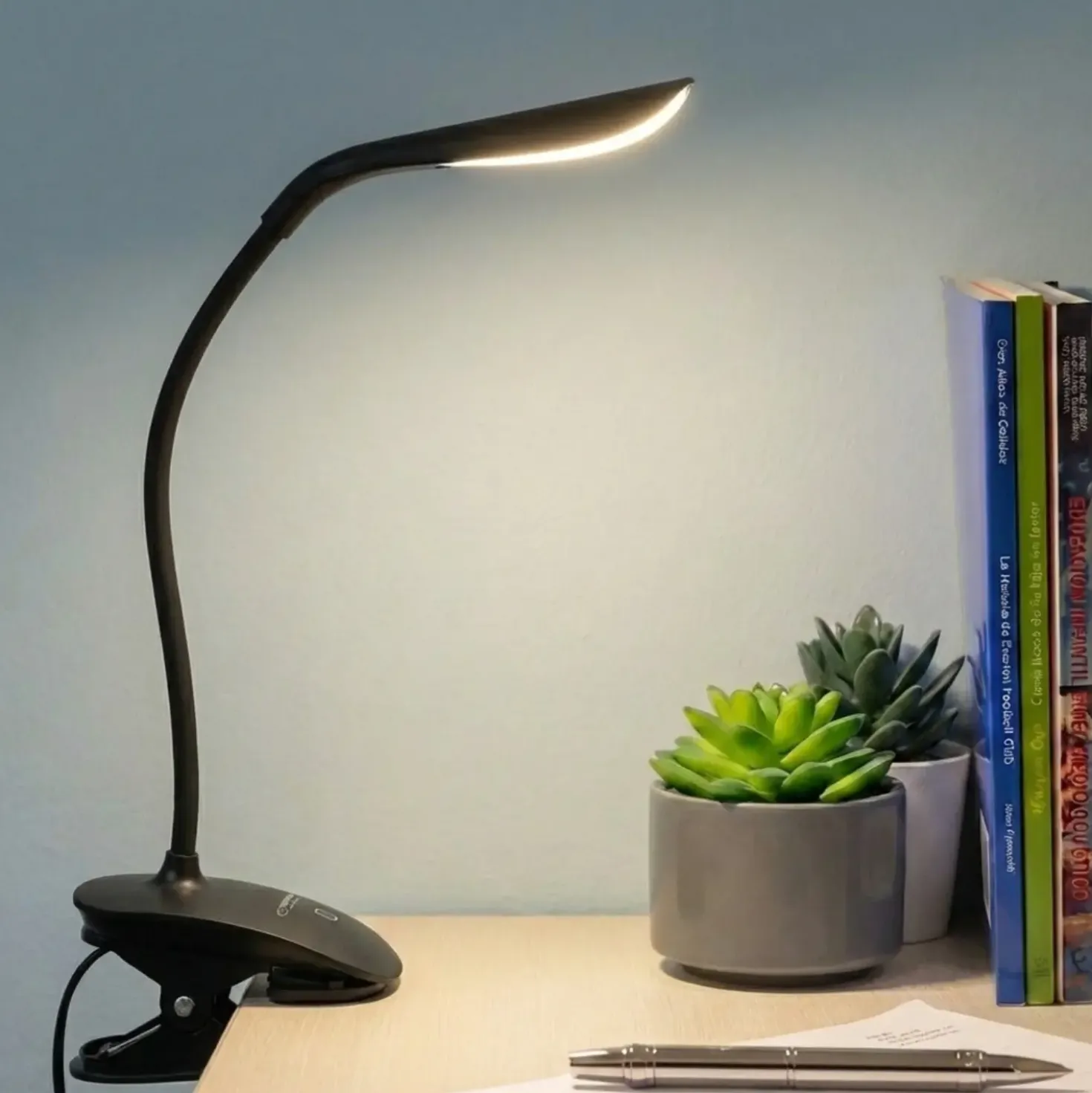 Klemmelampe | USB Lampe | Skrivebordslampe | Dæmpbar | Sort