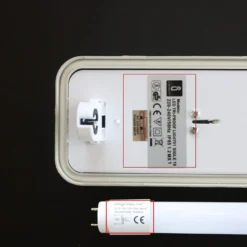LED Armatur | Industriarmatur | 120cm | Enkelt LED Rør | IP65 | T8 | Uden Rør