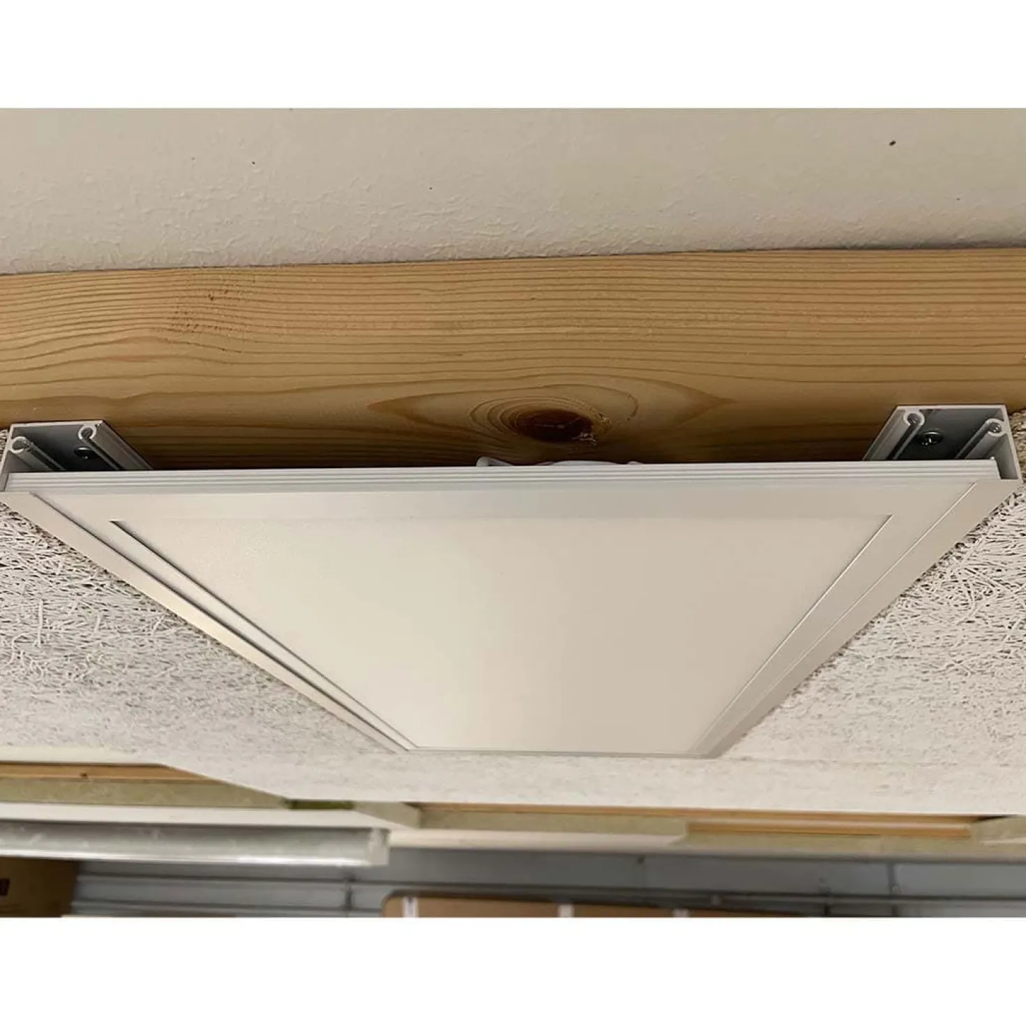 LED Panel 30x60 | 4000K | 3120lm | 25W | NELIO G2 | Inkl. Troldtektramme | Hvid