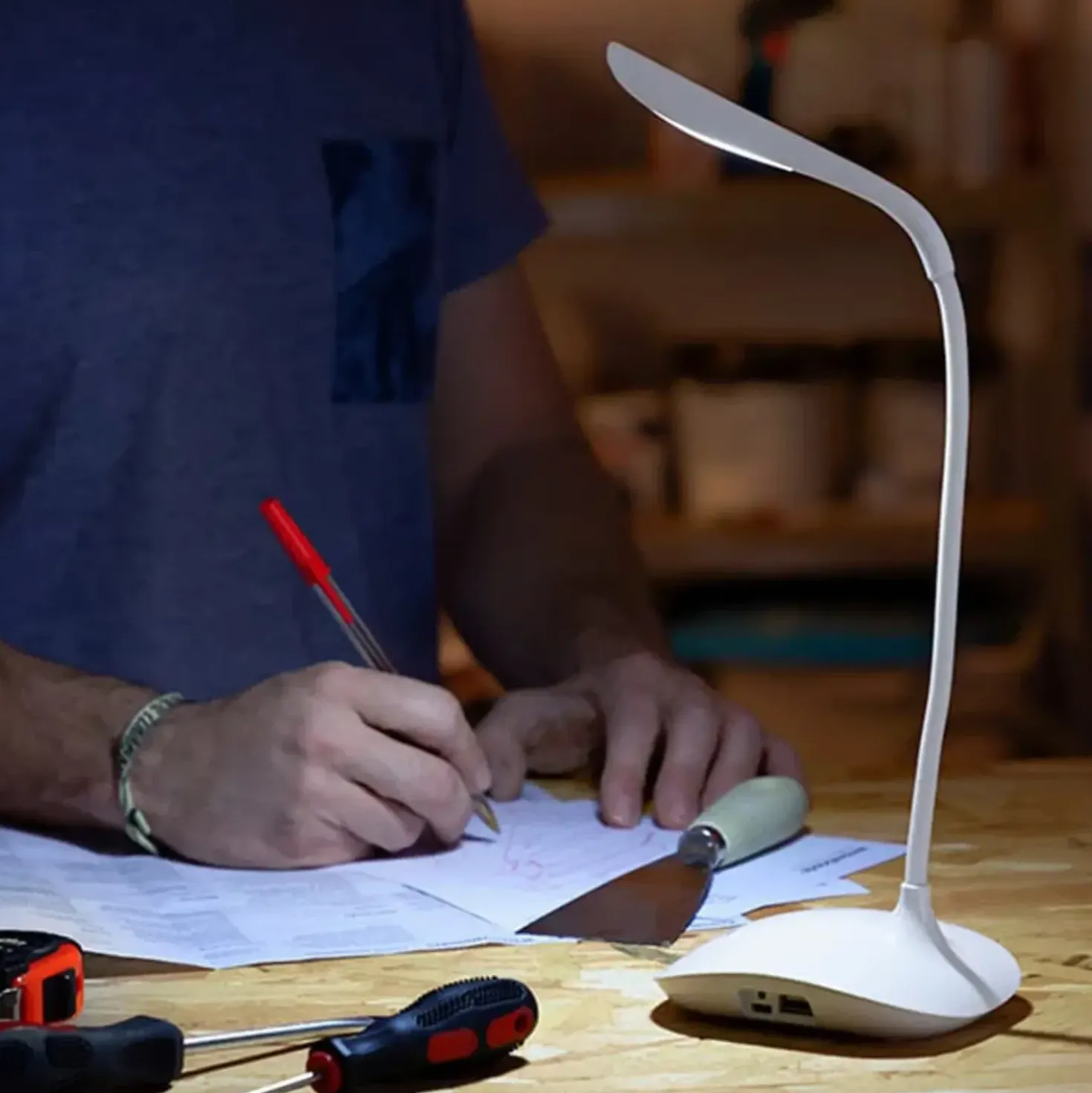 LED Skrivebordslampe | USB Lampe | Batteri Lampe | Dæmpbar | Trådløs | Hvid