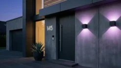 Udendørs Væglampe | RGB+CCT | 540lm | 6W | Hue Kompatible | TENZA | Sort